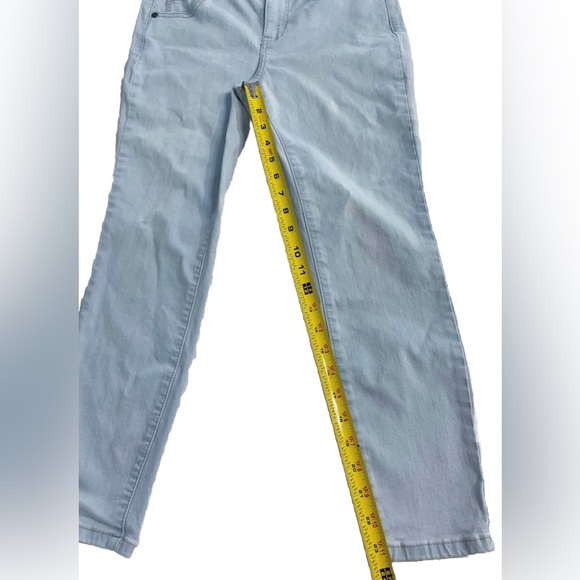 Buffalo David Bitton Capri Jeans Women's 8/29 Mid-Rise Super Soft Light Denim - Picture 6 of 10